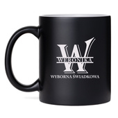 Czarny kubek z grawerem dla świadkowej „Wyborna Świadkowa”