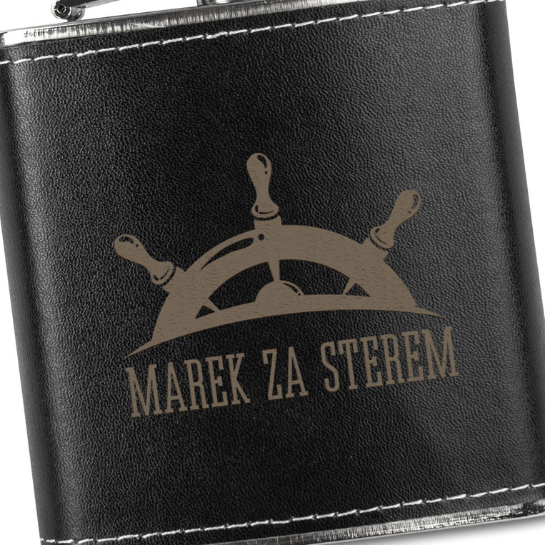 Piersiówka z grawerem na skórze IMIĘ + ZA STEREM