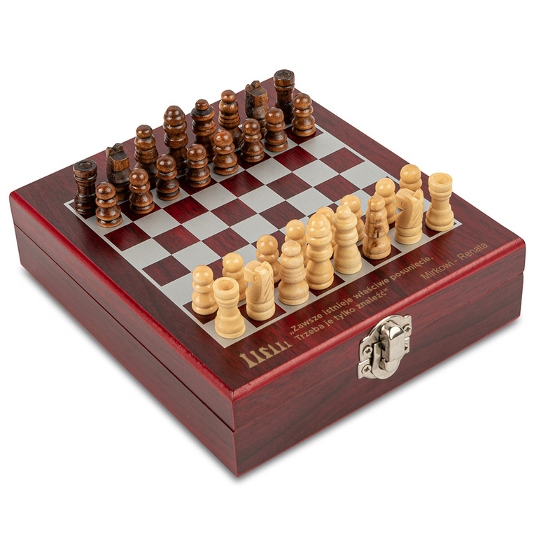 Zestaw do wina z szachami DLA MĘŻA CHŁOPAKA personalizowany grawer