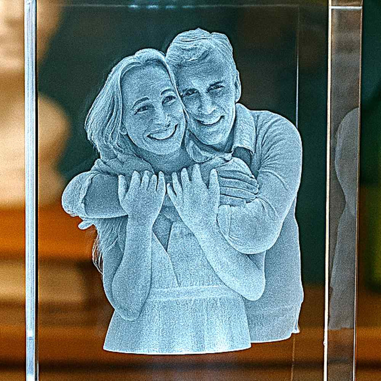 Fotokyształ 3D Grawer zdjęcia pary i dedykacji – ROCZNICA ŚLUBU