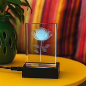 Statuetka szklana LED z różą 3D – prezent dla ukochanej na walentynki lub rocznicę