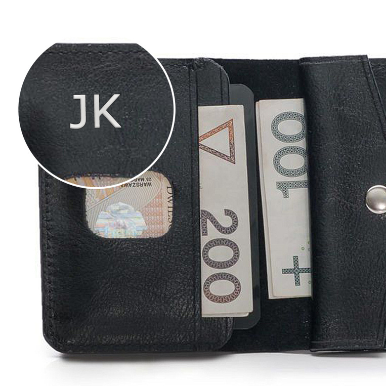 Portfel SLIM czarny z tłoczonymi inicjałami PREZENT DLA NIEGO