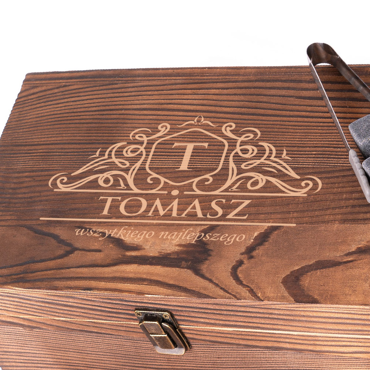 Zestaw do whisky z monogramem i imieniem – PREZENT NA IMIENINY