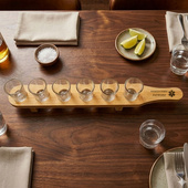 Zestaw to shotów - deska i 6 kieliszków z grawerem PIERWSZA POMOC + IMIE