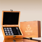 Prezent na 50 URODZINY komplet personalizowanych kamieni do whisky