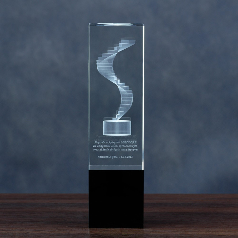 Nagroda za OSIĄGNIĘCIA BIZNESOWE - schody 3D w szklanej statuetce