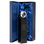 Statuetka NA URODZINY 18, 40, 50 z diamentem. Twoja personalizacja