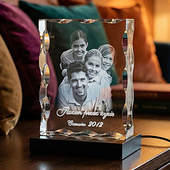Fotolampka – fotokryształ 2D z pamiątkowym zdjęciem i dedykacją na LED