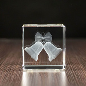 Statuetka szklana 3D z grawerem świątecznych dzwonków – fotolampka LED z personalizacją