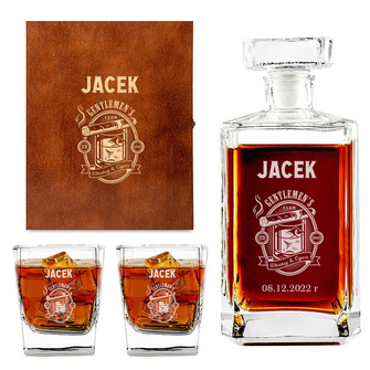 Zestaw do whisky DLA GENTLEMENA w drewnianej skrzynce GRAWER