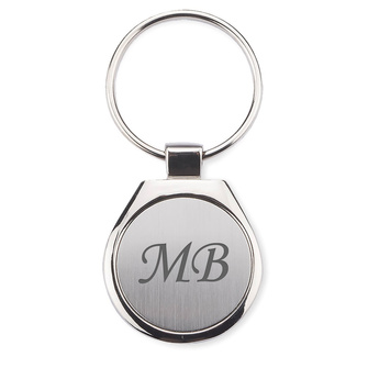 Brelok z grawerem inicjałów – personalizowany upominek