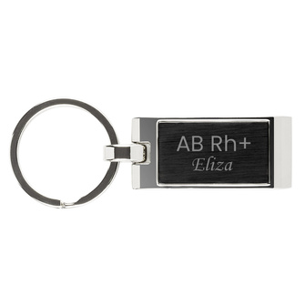 BRELOK Z GRUPĄ KRWI I IMIENIEM – personalizowany prezent z grawerem