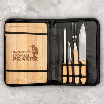 Zestaw przyborów do grilla z grawerowaną deską DLA FOTOGRAFA