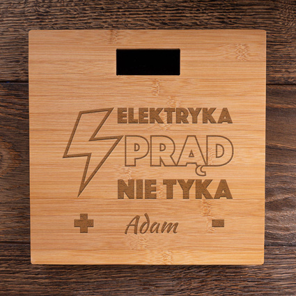 Waga łazienkowa z grawerem ELEKTRYKA PRĄD NIE TYKA