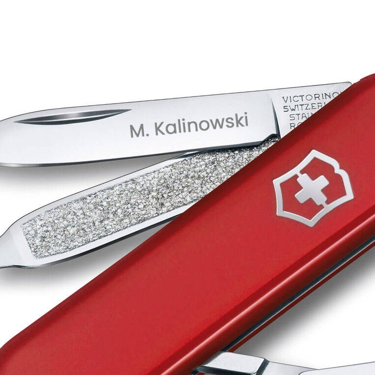 Grawerowany brelok Victorinox ze scyzorykiem - personalizowany prezent