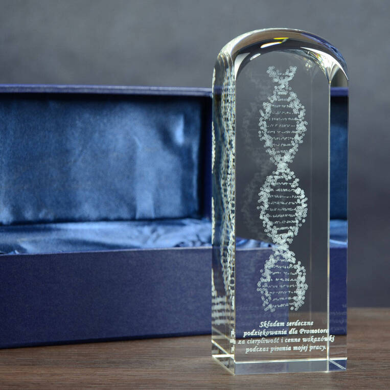 Łańcuch DNA grawer w szkle - Statuetka na Prezent Dla Biologa Genetyka